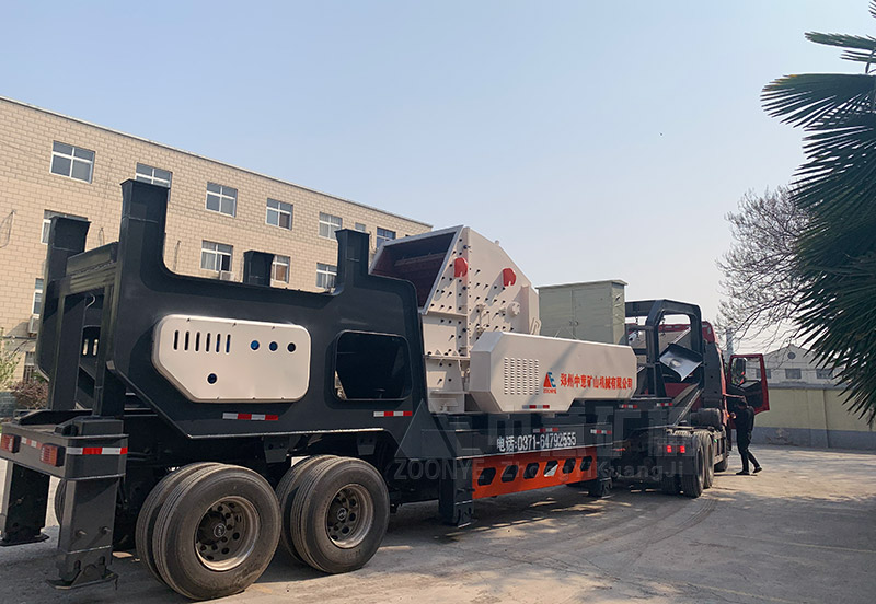 移動(dòng)碎石機(jī)