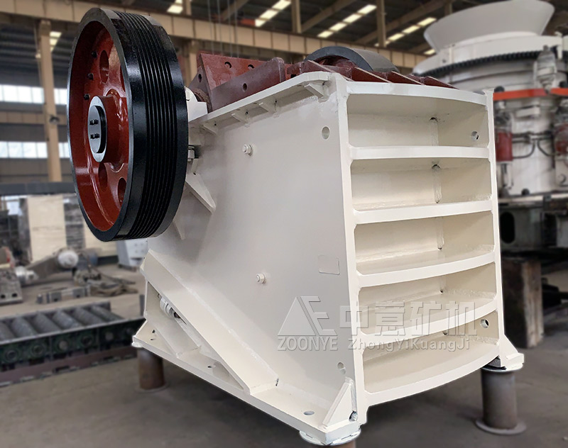 顎式破碎機(jī)車間實(shí)拍