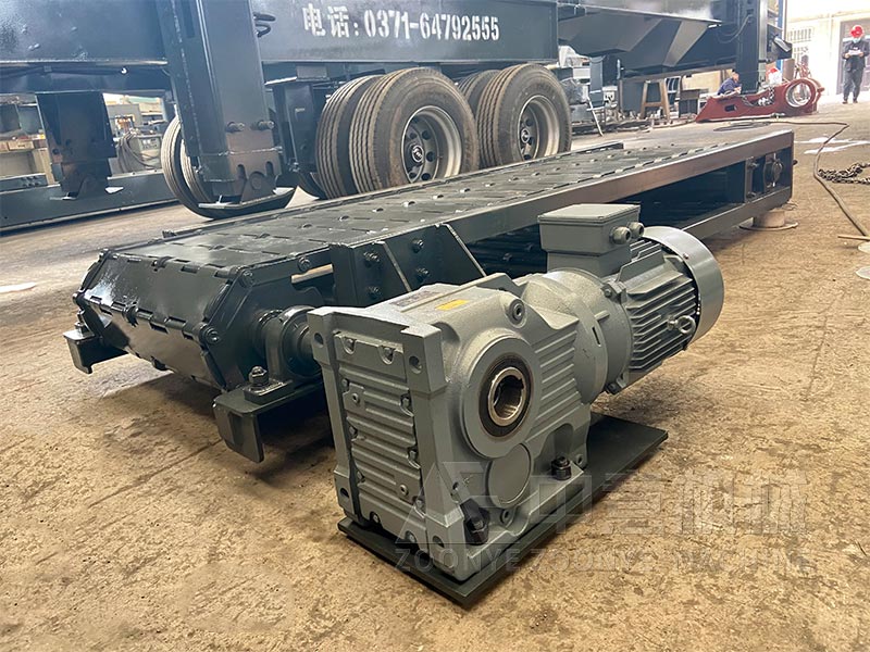 綜合垃圾分揀生產(chǎn)線板鏈輸送機(jī)實(shí)地工廠圖片