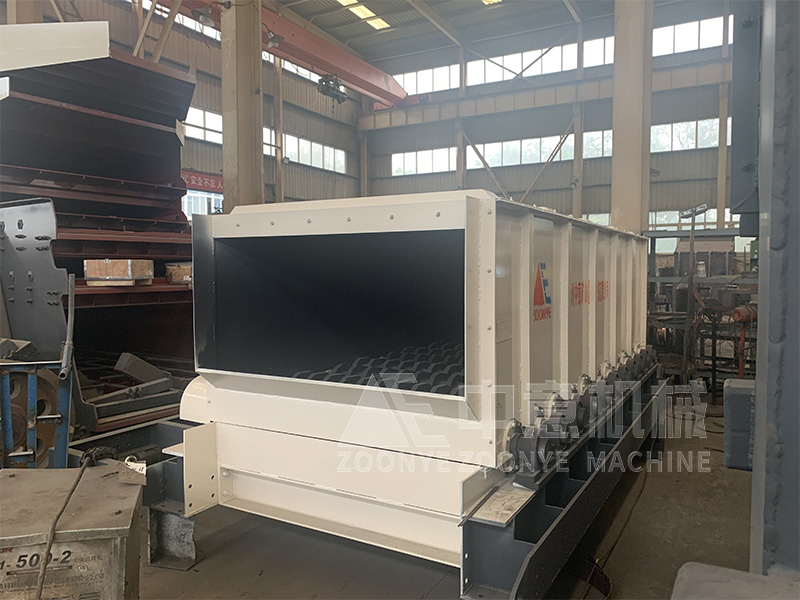 建筑磚瓦等廢料再生產品全套設備滾軸篩實地工廠圖片